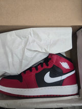 AIR JORDAN 1 MID GS