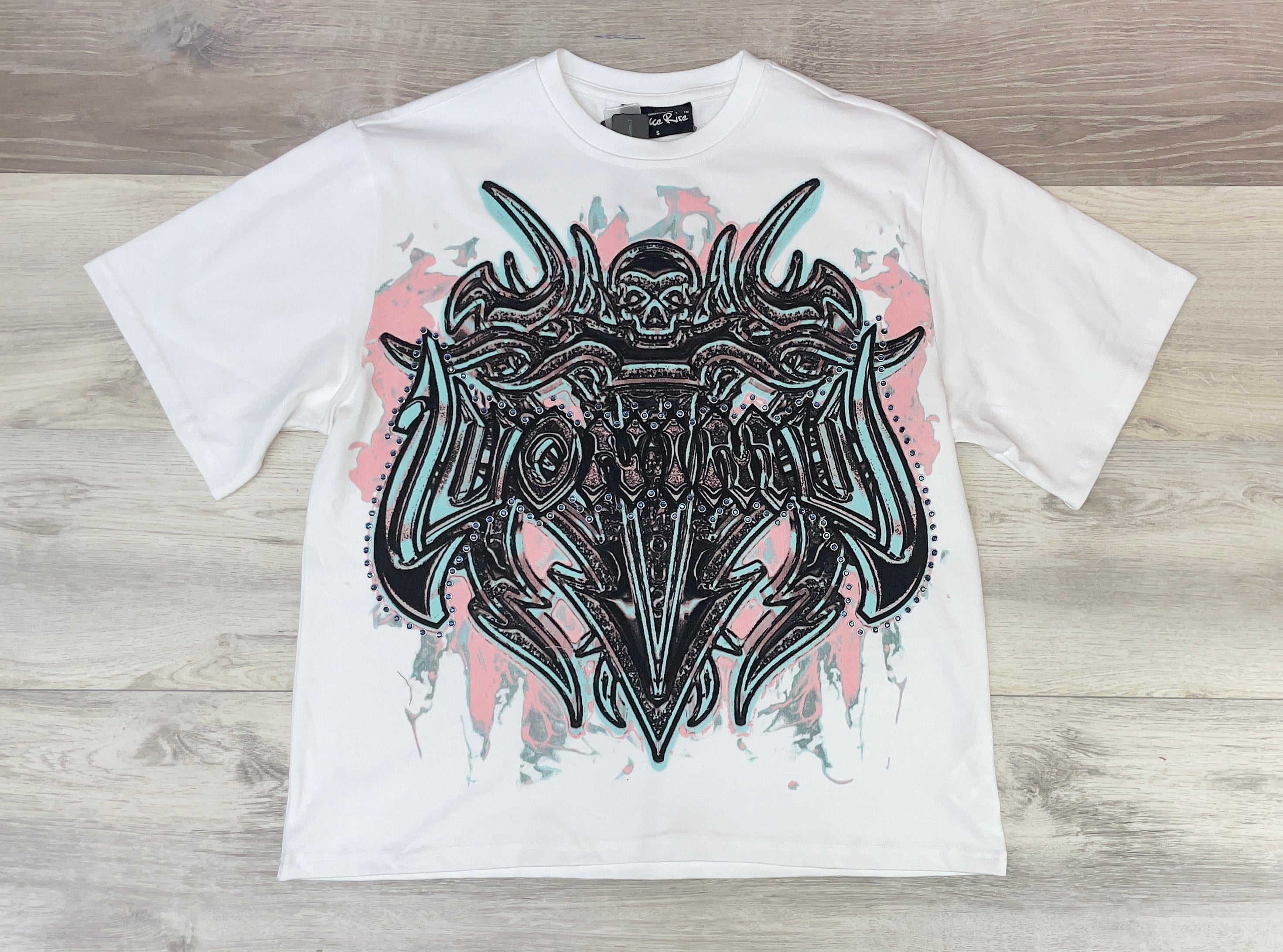 SMOKE RISE WHITE GOTHIC TRIBAL TEE WITH SPLASH PRINT