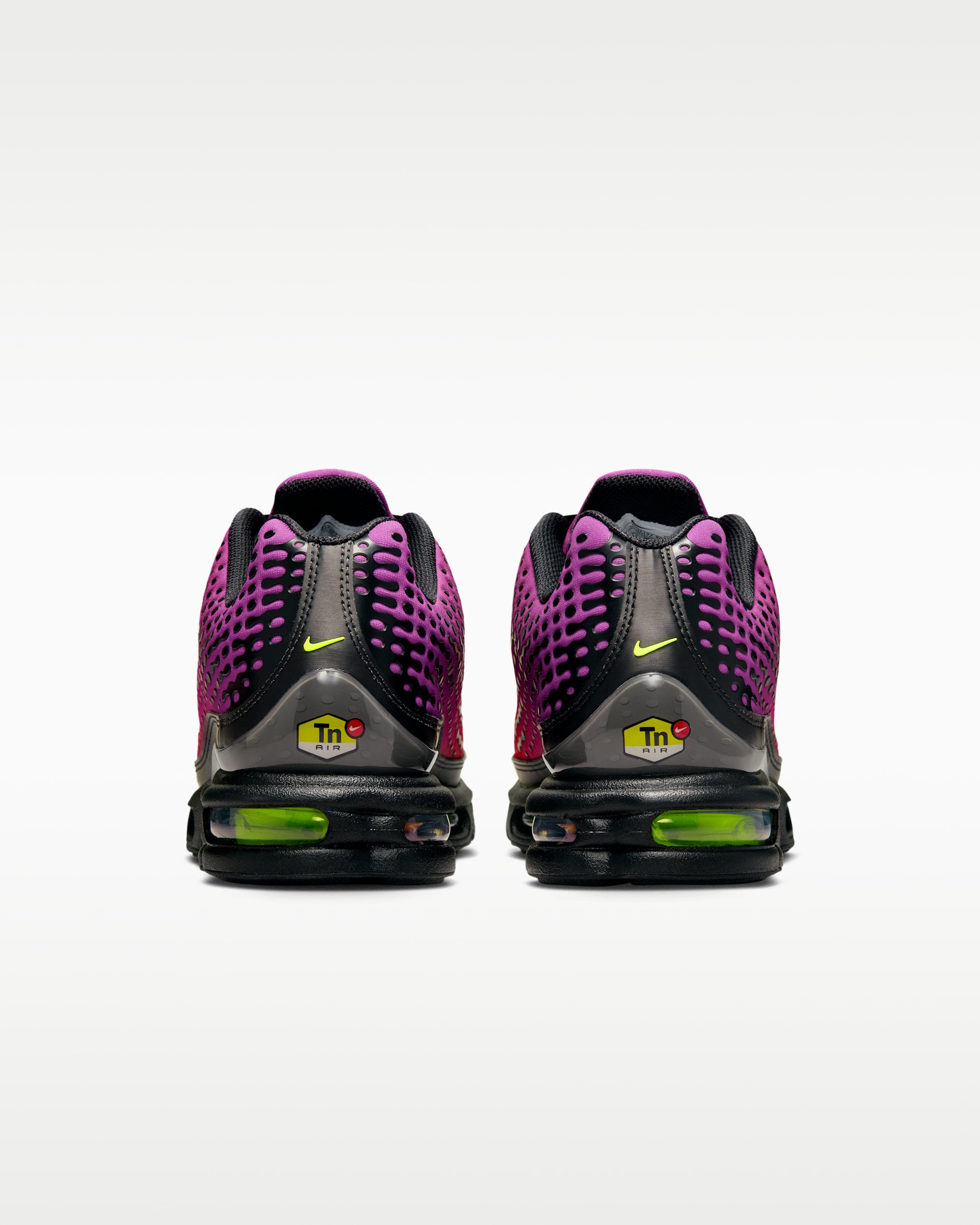 NIKE AIR MAX PLUS VII