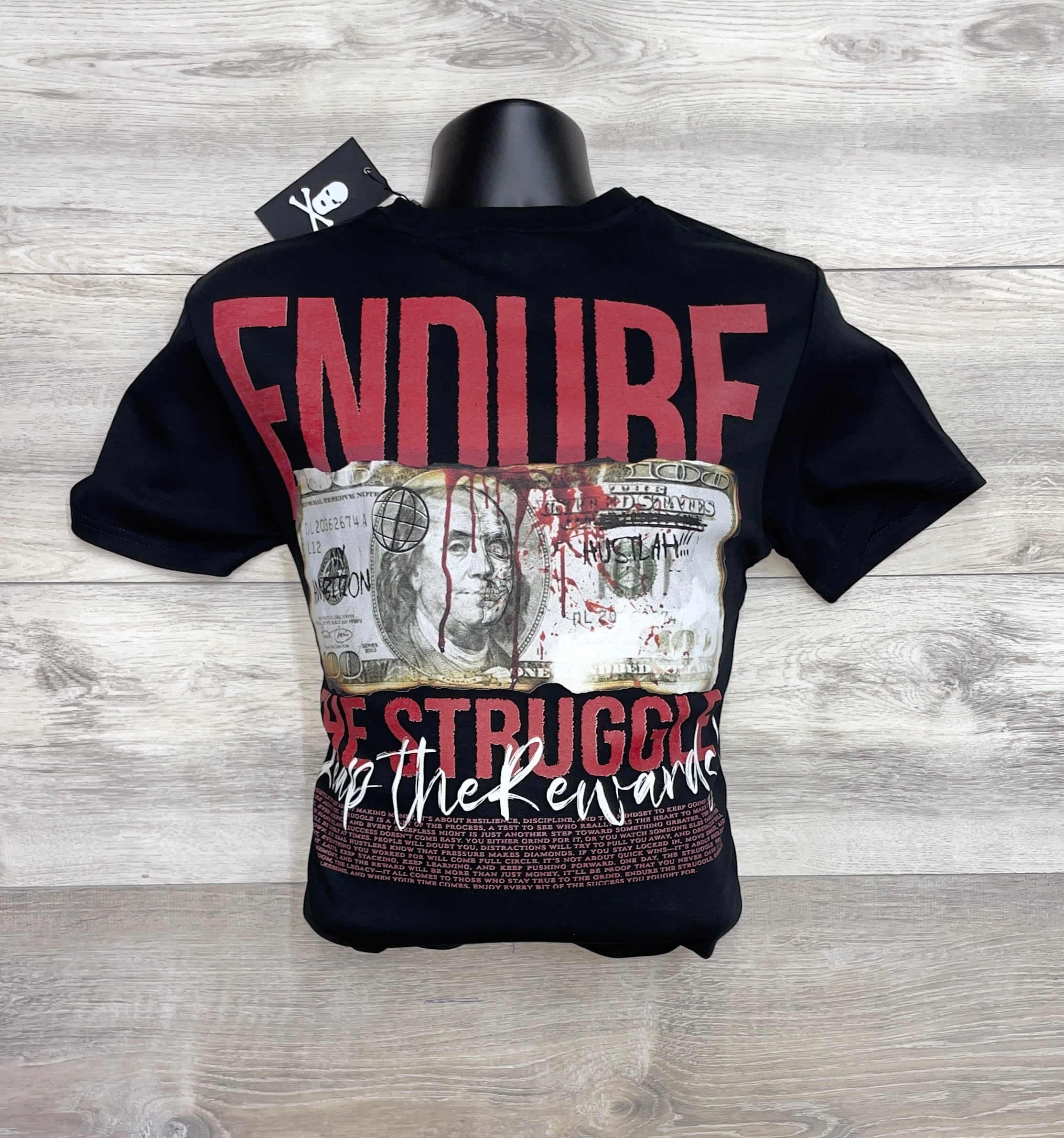 BLACK TEE WITH RED & WHITE PRINT