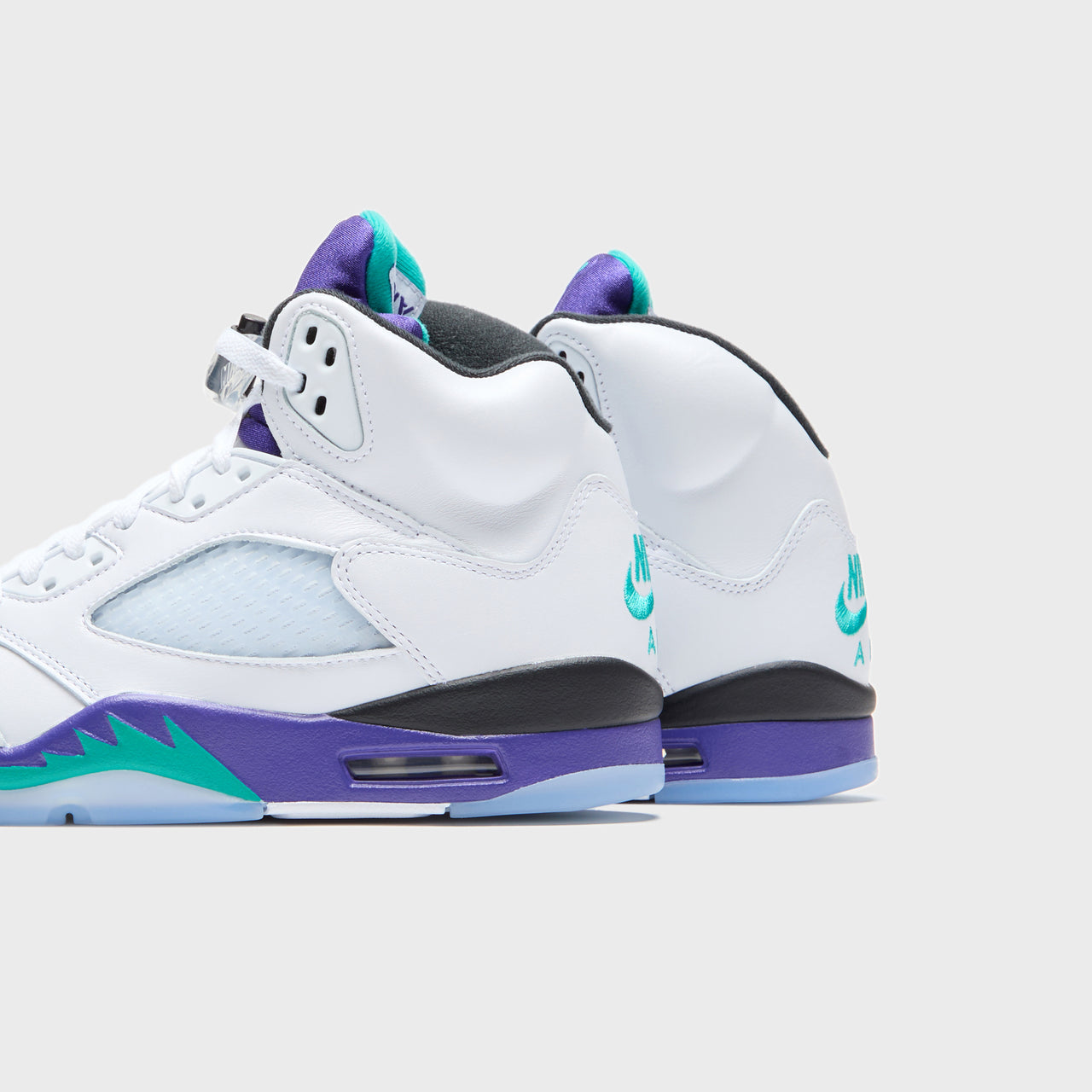 JORDAN 5 RETRO OG GRAPE