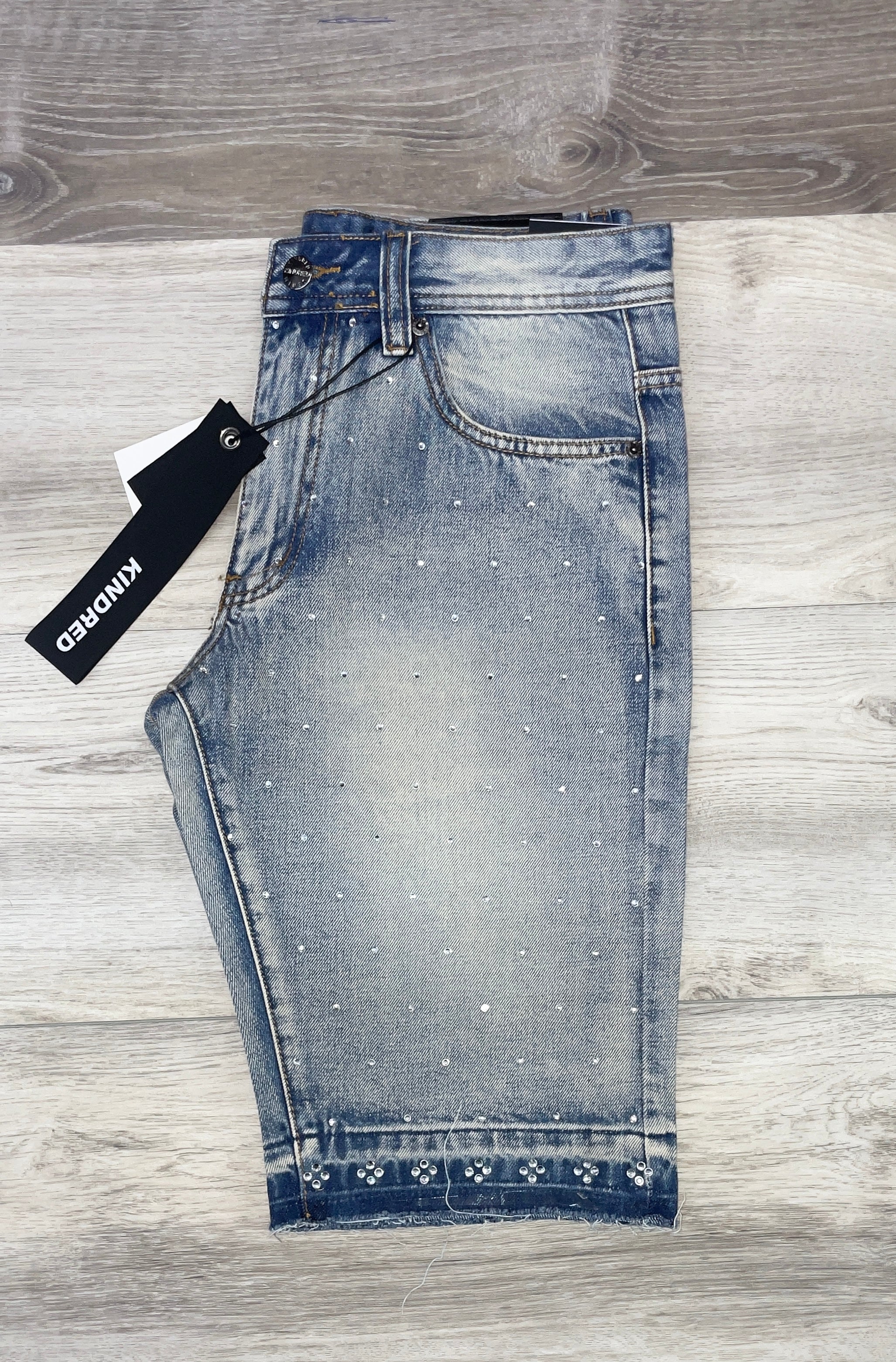 SHORTS WITH RHINESTONES