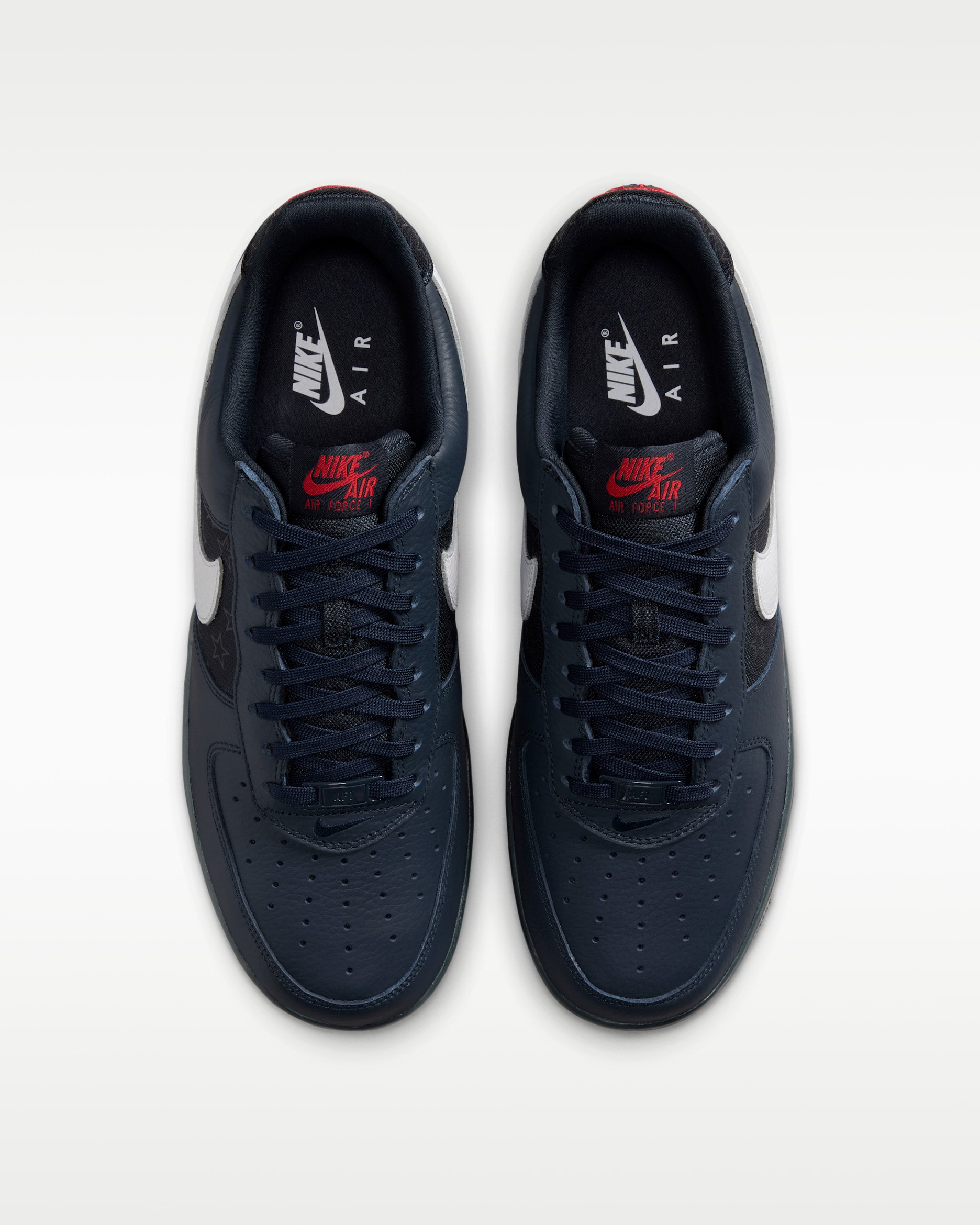 NIKE AIR FORCE 1 RETRO QS