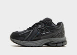 New balance black shoes