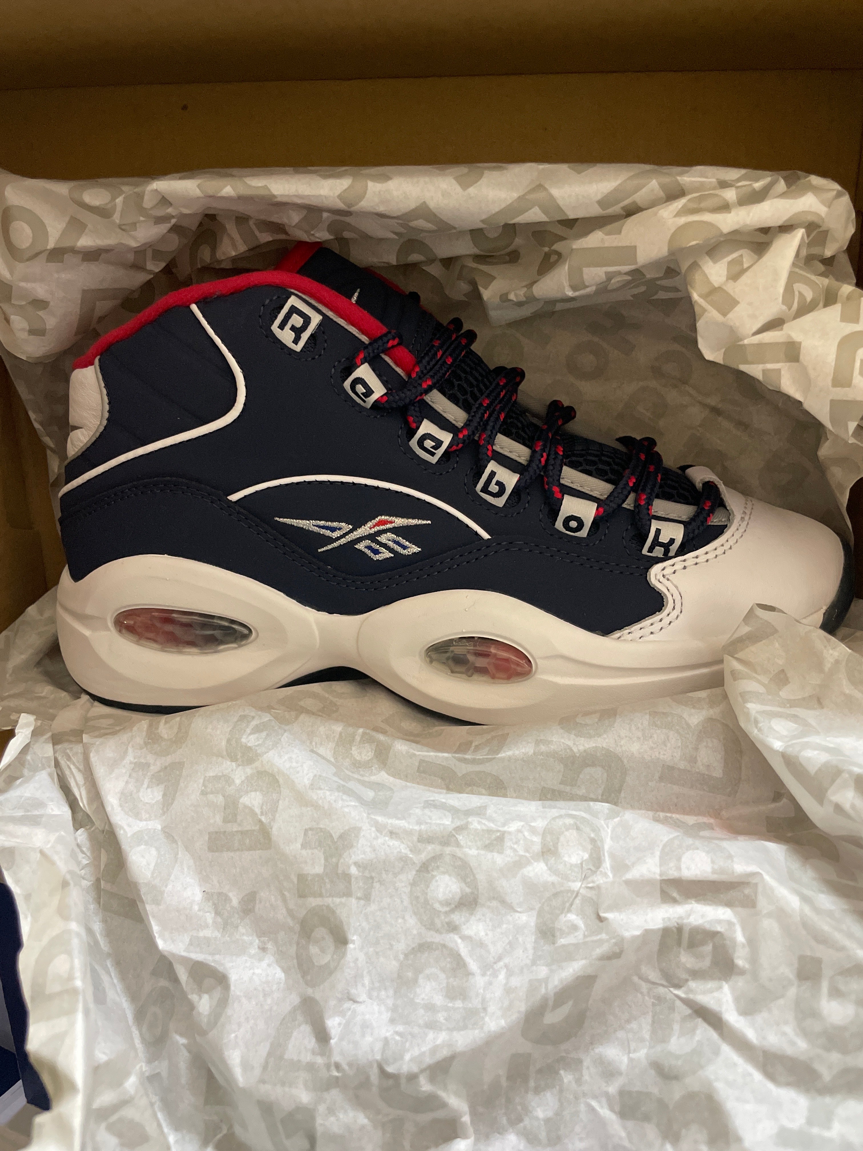 REEBOK QUESTION MID