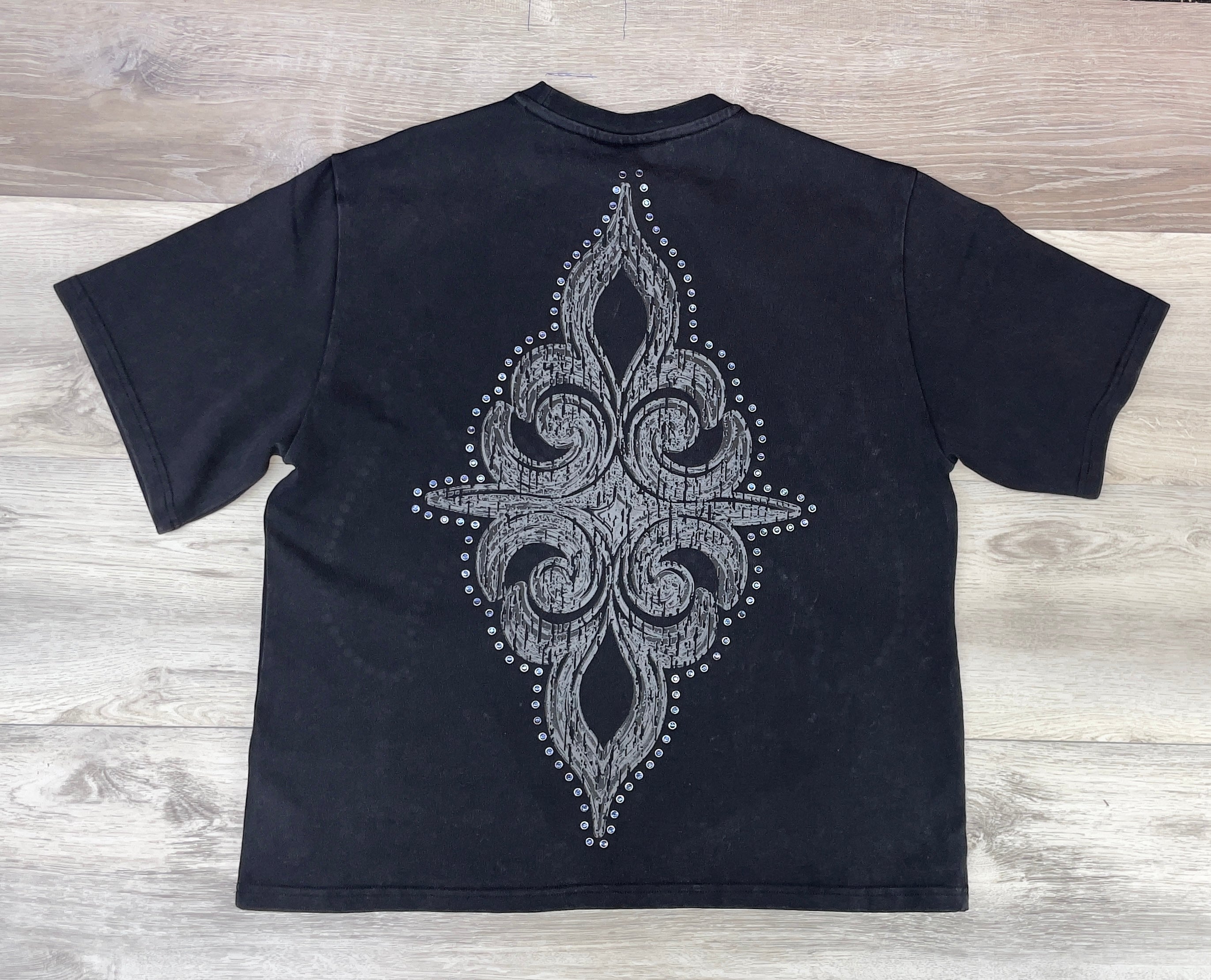 SMOKE RISE BLACK GOTHIC FLAME TRIBAL TEE