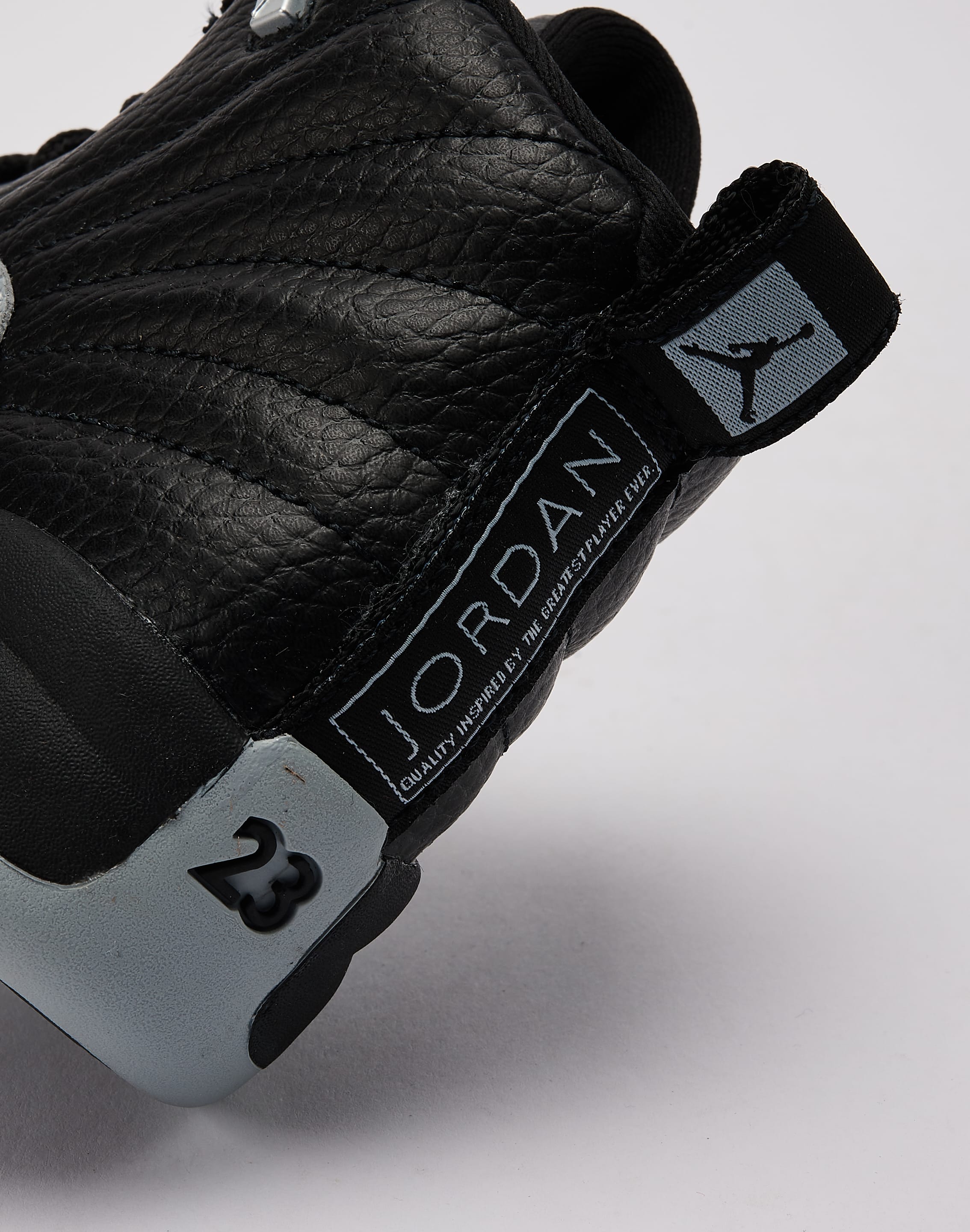 KIDS JORDAN AIR JORDAN 12 RETRO 'BLACK WOLF GREY' PRE-SCHOOL ( TD)