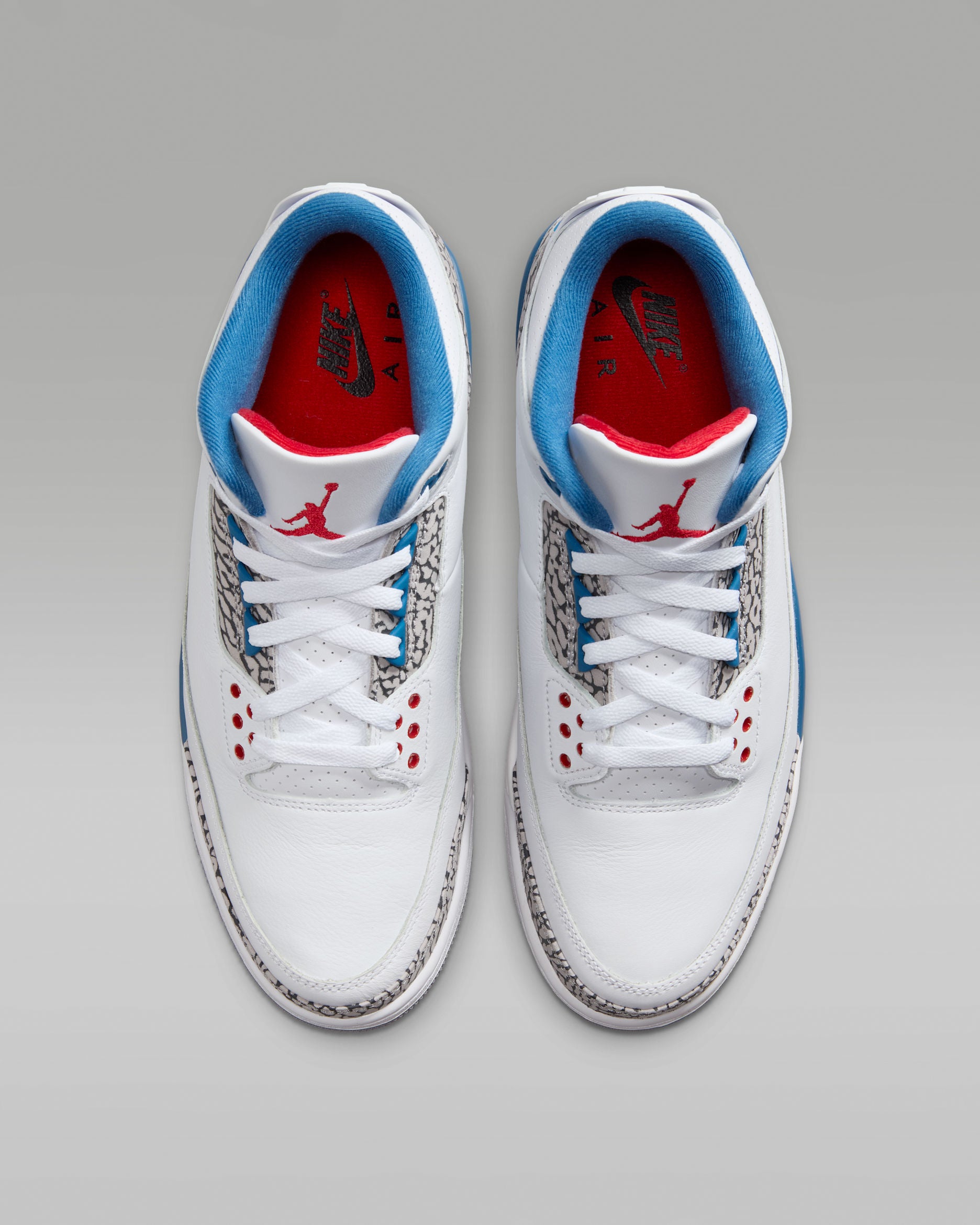 Air Jordan 3 Retro "True Blue"