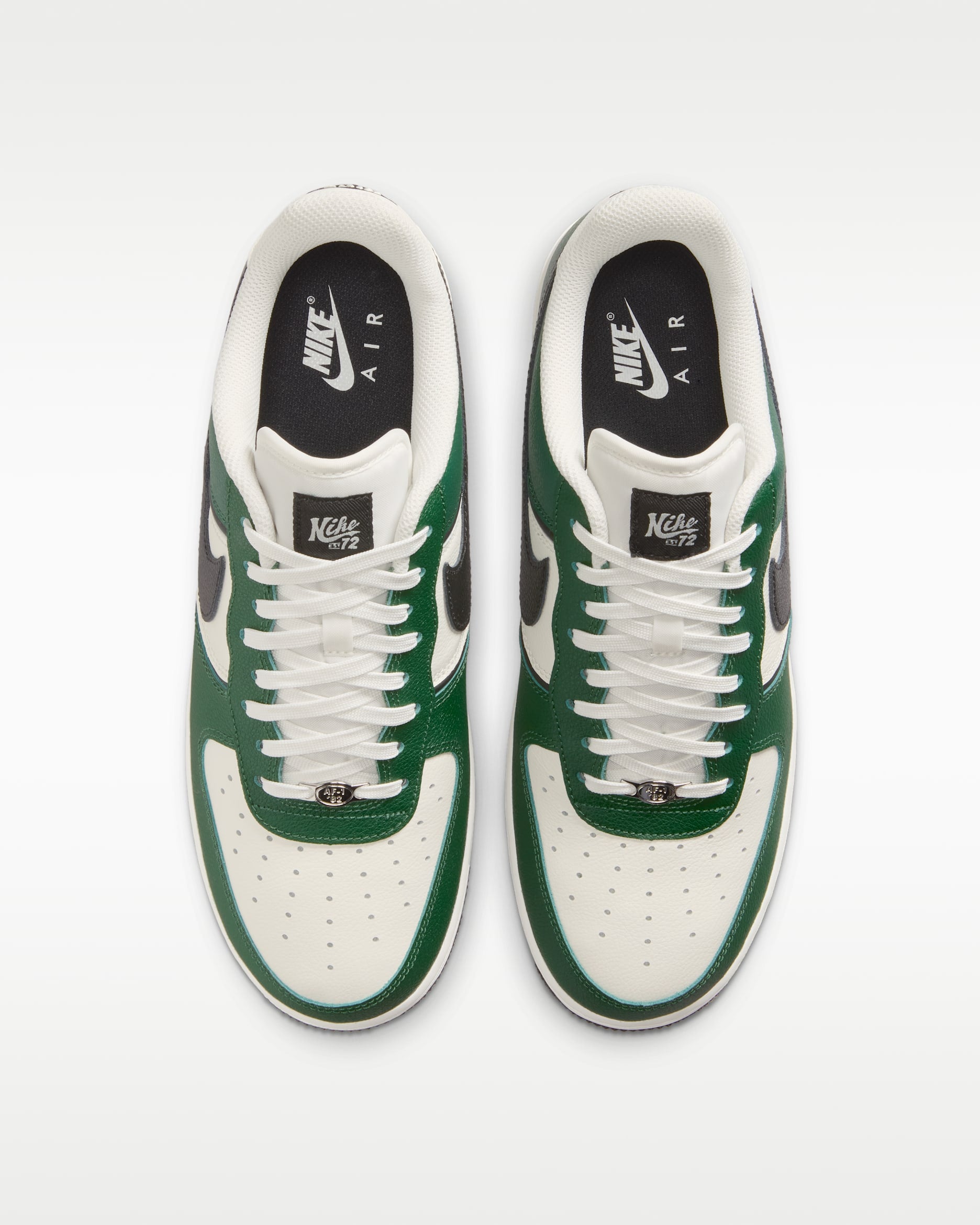 Nike Air Force 1 '07 LV8