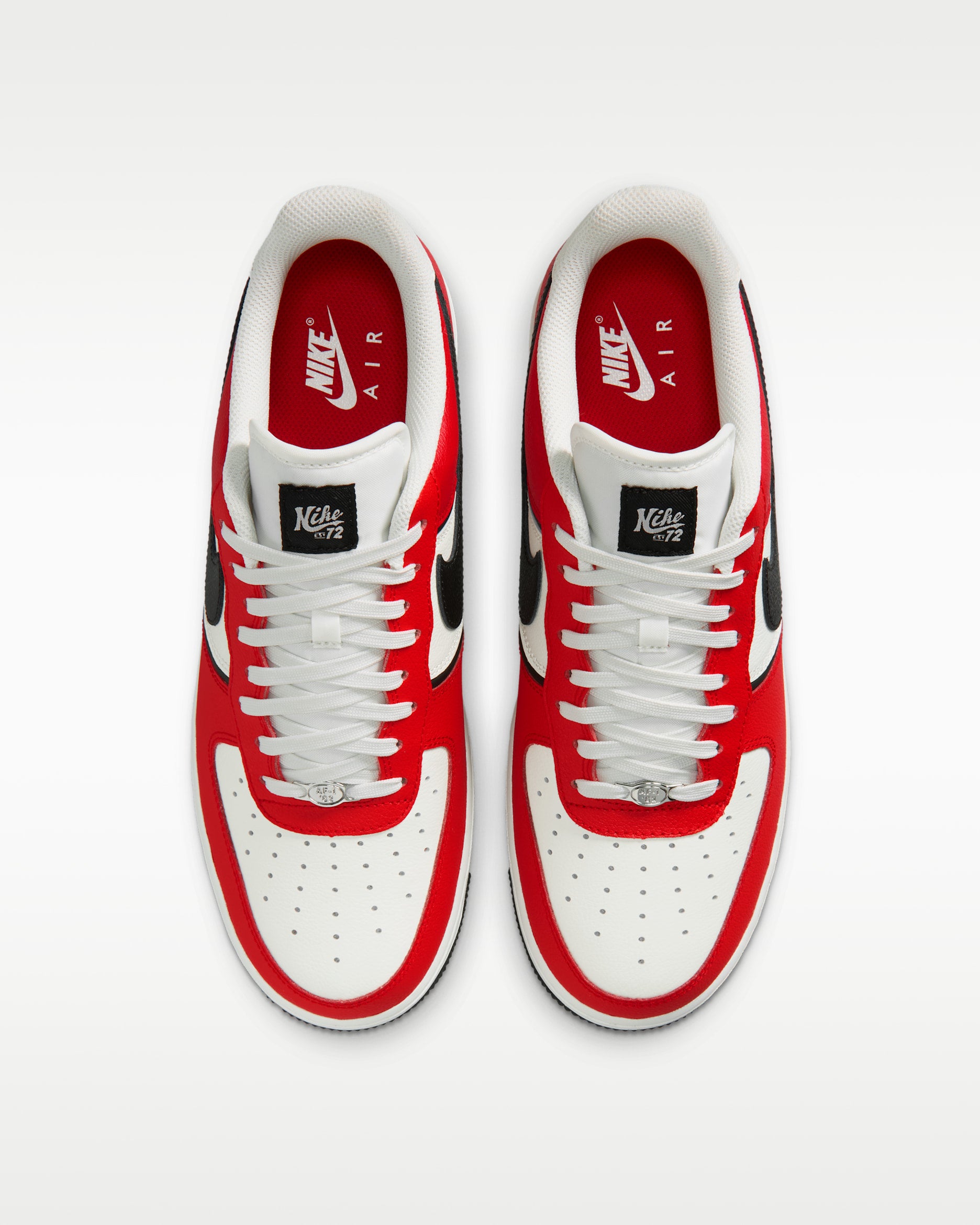Nike Air Force 1 '07 LV8