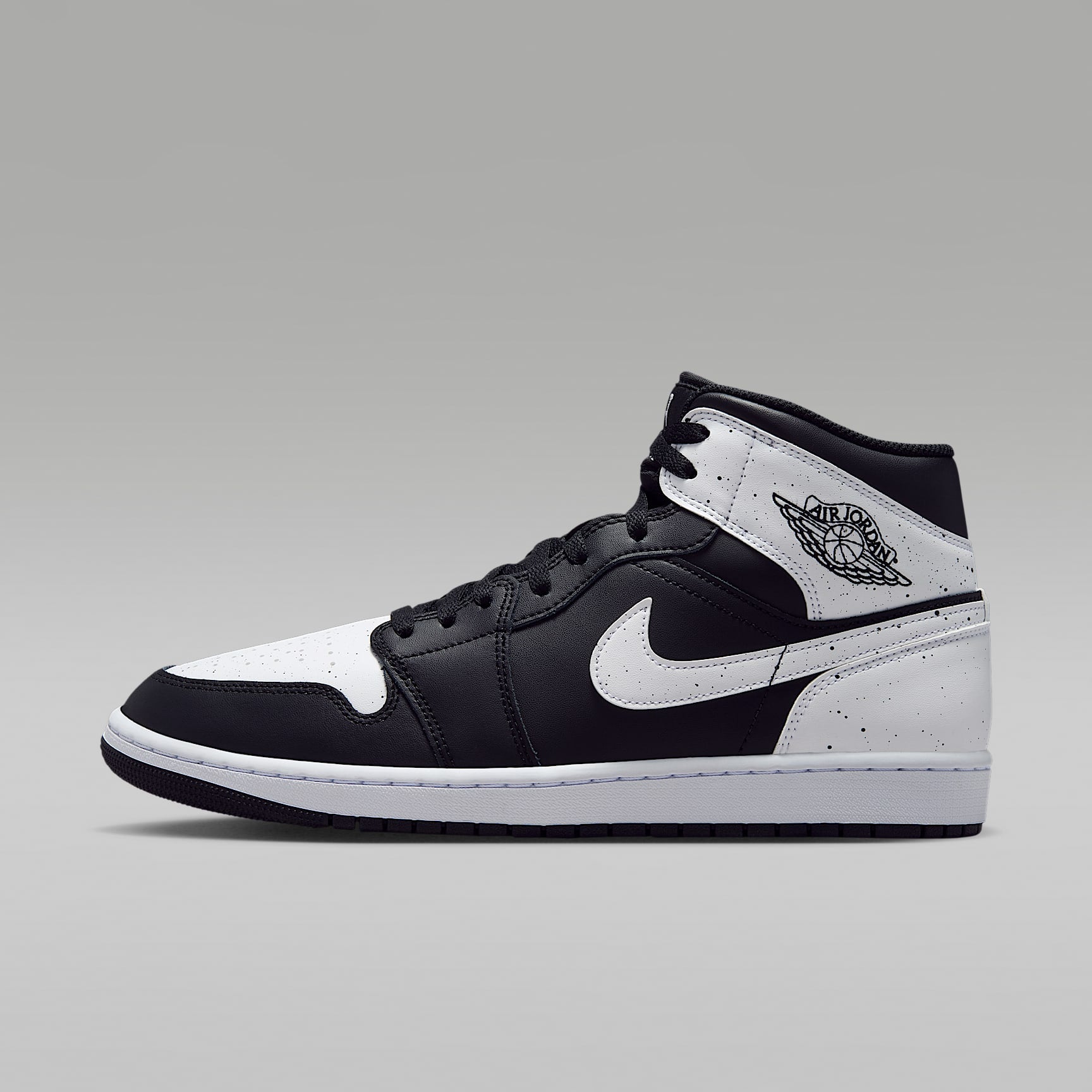 Air Jordan 1 Mid BG